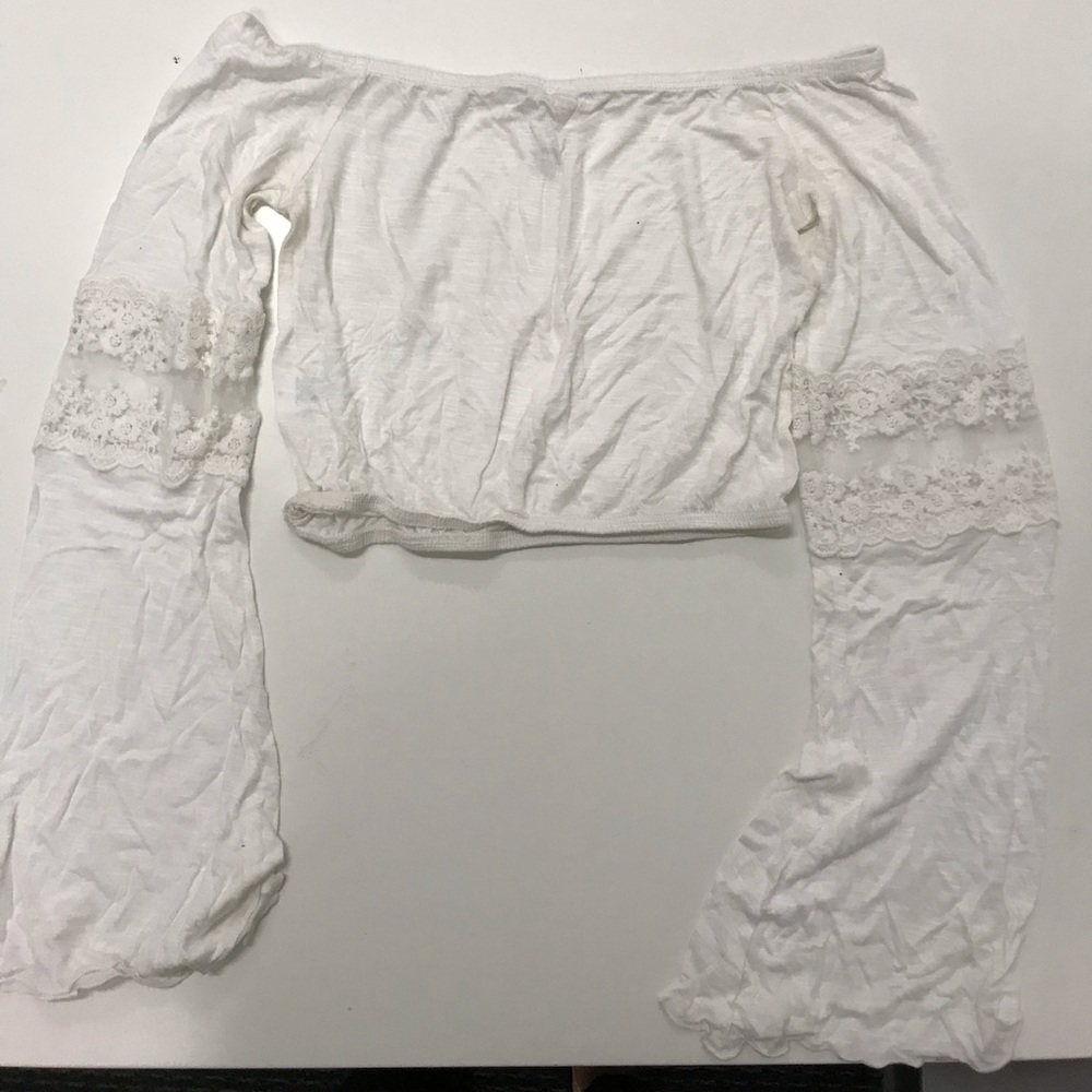 LF Emma & Sam long sleeve crop